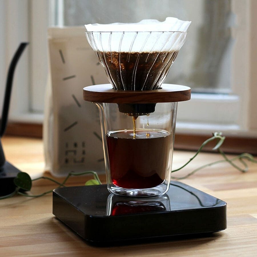 Preparación de café de especialidad de Ineffable Coffee con método v60
