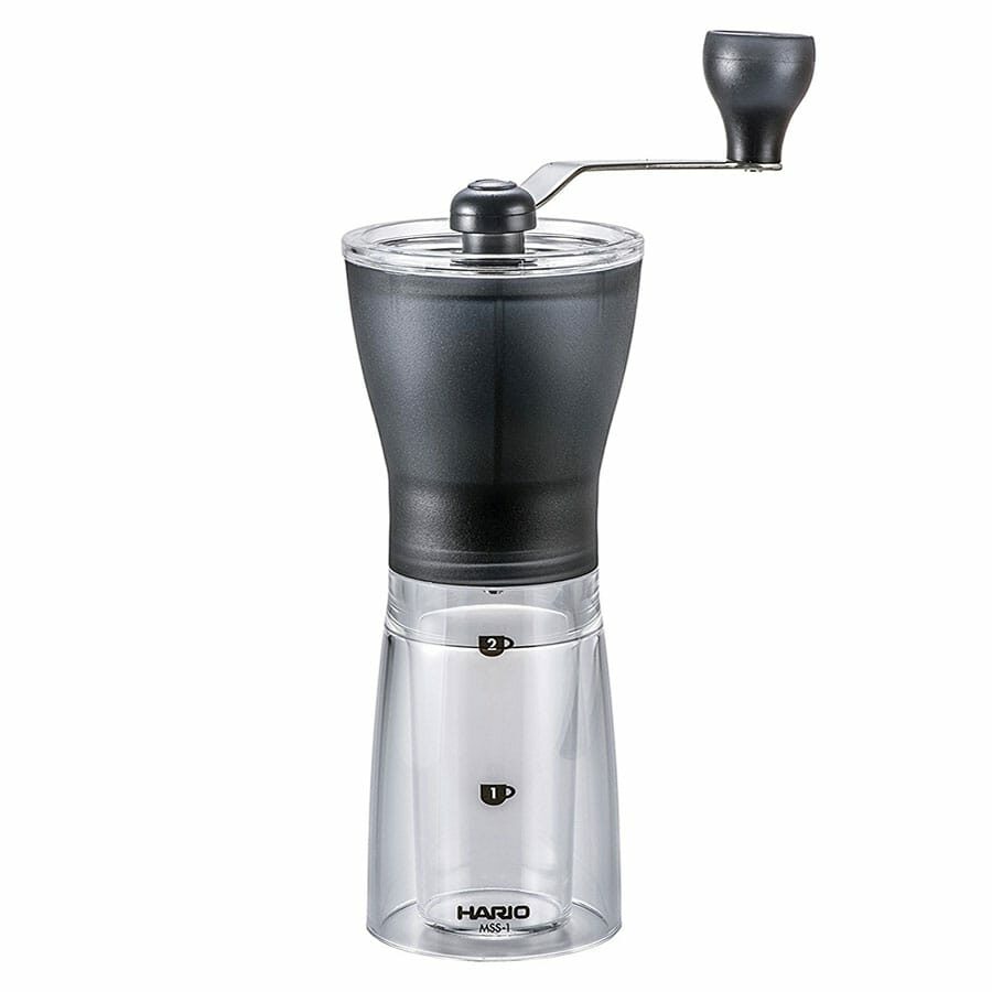 HARIO Mini Mill molinillo de café manual para café de especialidad. Nos brinda una molienda consistente gracias al diseño de sus muelas cónicas de cerámica.