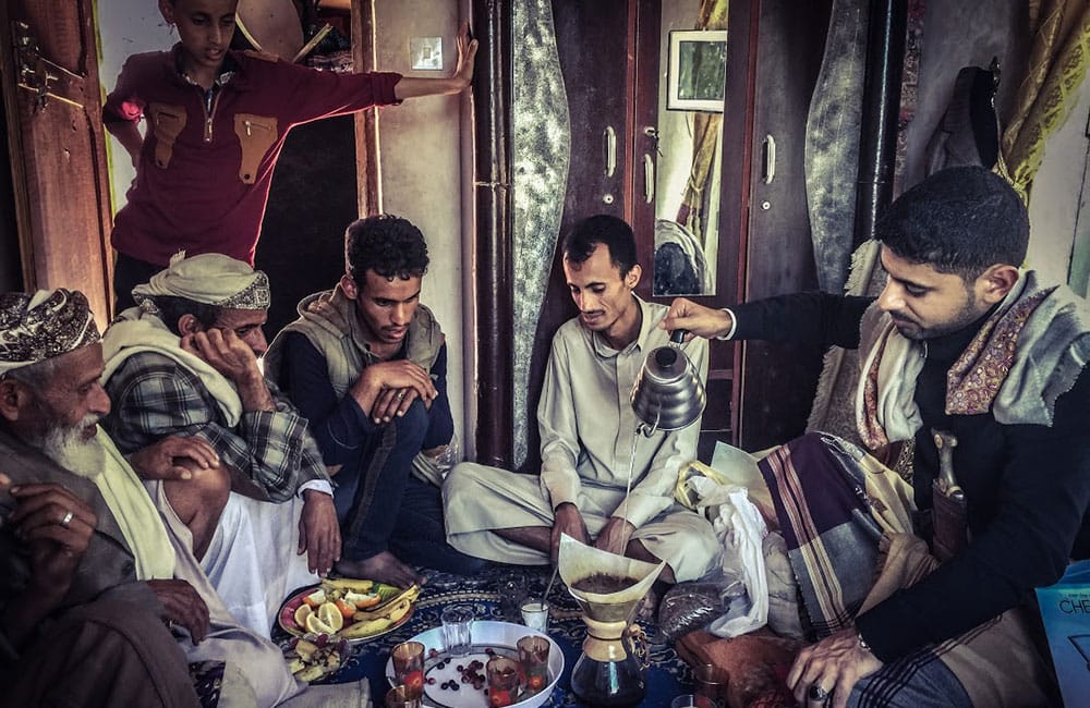 The origin of coffee, history and legend for more than 2500 years