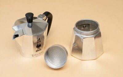 ¿Cómo hacer el café perfecto en cafetera italiana?