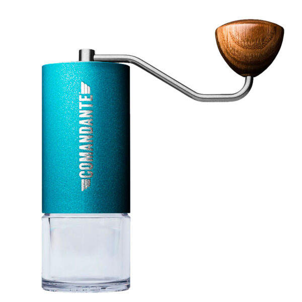 Molinillo de café manual Comandante C40 Nitro Blade Alpine Lagoon con fresas cónicas de acero inoxidable martensítico con un alto contenido en nitrógeno altamente resistentes a las dentaduras.
