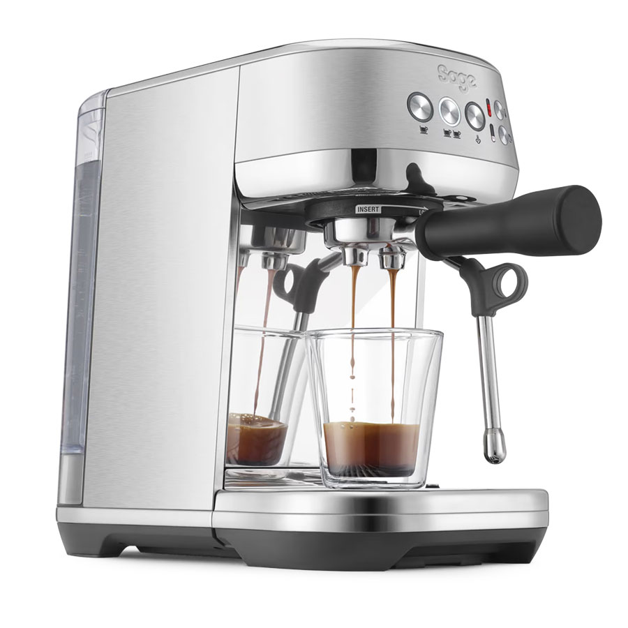 Sage Bambino Plus 4 Café espresso con cafetera sage bambino plus plateada