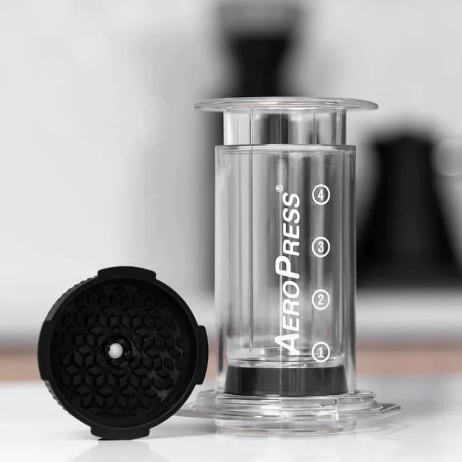 Tapa de Filtro AeroPress Flow Control 3 Aeropress Clear con tapa de filtro control flow