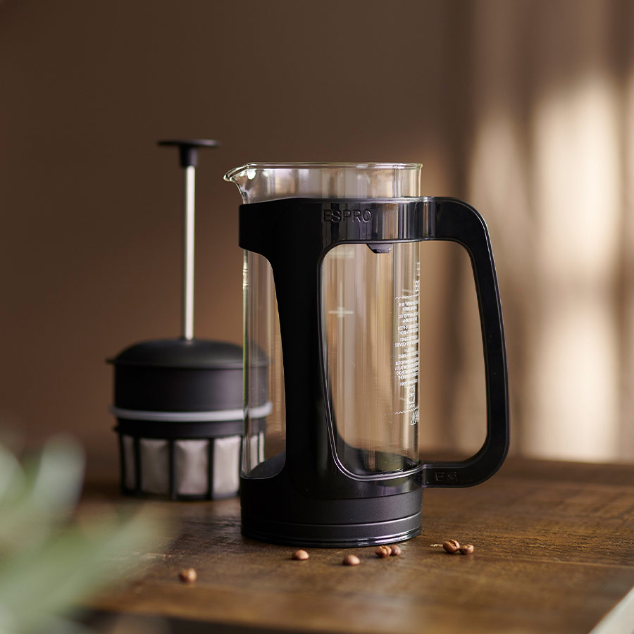 French Press P3 ESPRO 950 ml 3 Prensa francesa de cristal y color negro de la marca ESPRO modelo P3 de 950 ml de capacidad